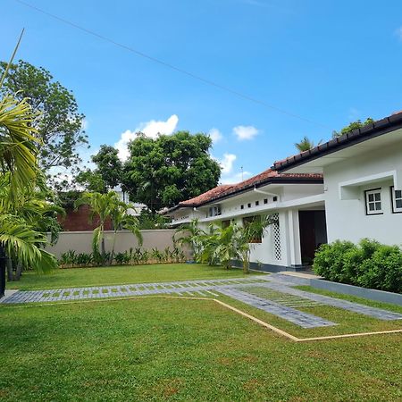 City Oasis 66 Negombo Exterior photo