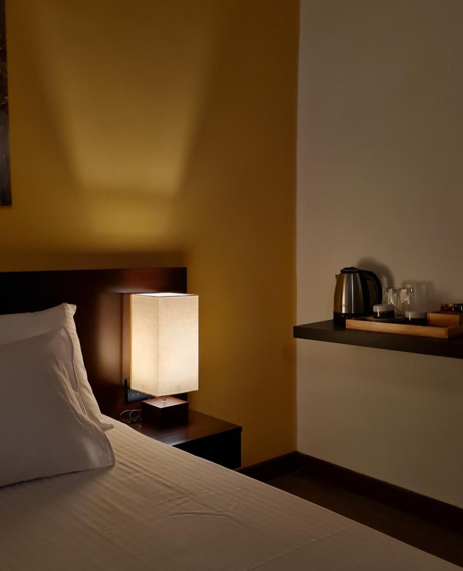 City Oasis 66 Negombo Exterior photo